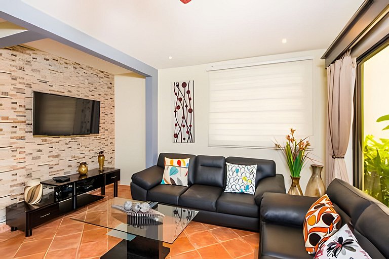 Coco Sunset Hills 52