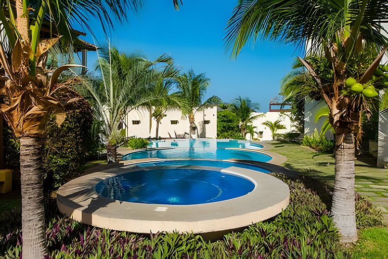 Coco Sunset Hills 52